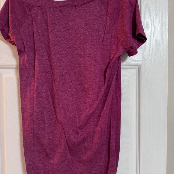 Temofon maroon tee - Picture 2 of 2